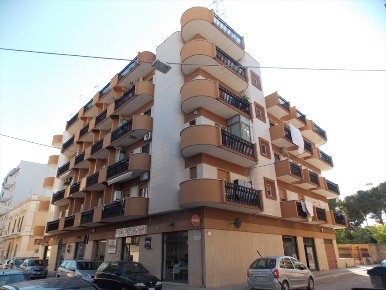 Foto Appartamento in VIA GENERALE PIETRO BADOGLIO, Trani di 115 m²