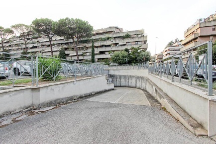 Foto Garage in VIA UMBERTO SABA 21, Roma Fonte Ostiense di 18 m² in vendita