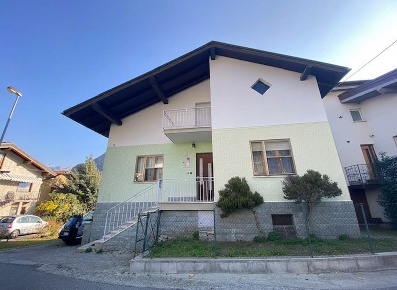 Foto Villa unifamiliare a Issogne di 72 m² con 3 locali in vendita