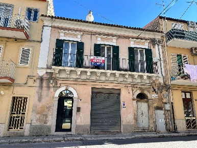 Foto Casa indipendente in Via Duca D'Aosta 56, Ragusa San Luigi - Archimede