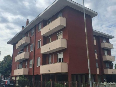 Foto Appartamento a Sant'Angelo Lodigiano Centro di 122 m² con 4 locali