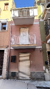 Foto Casa indipendente in via Toselli 71, Scordia di 50 m² con 4 locali