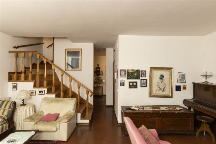 Foto Casa indipendente a Fiesole di 100 m² con 5 locali in vendita