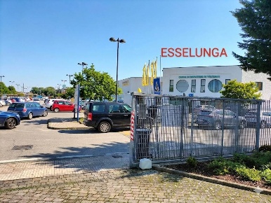 Foto Magazzino a Pisa Ghezzano di 60 m² con 1 locali in affitto