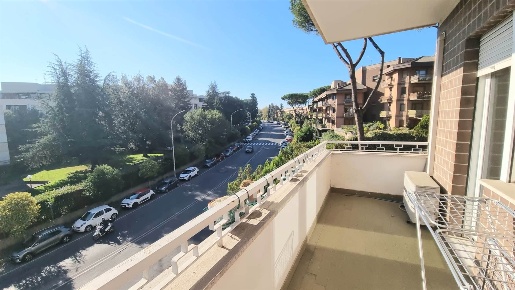 Foto Appartamento in Via Bagnone, Roma Nuovo Salario di 136 m² con 4 locali
