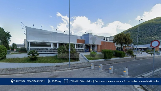Foto Negozio a Salerno Arbostella - Arechi di 1200 m² con 3 locali