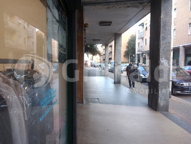 Foto Attività commerciale in Via Carducci 14, Cinisello Balsamo Balsamo
