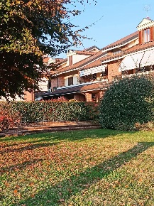 Foto Appartamento in Via Dei Camini 1 C, Saluzzo Centro di 80 m² in vendita