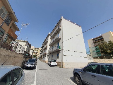 Foto Appartamento in Via del Carmine 15, Messina Minissale di 107 m²