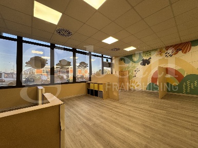 Foto Ufficio in Via Manzu' 5, Curno di 190 m² con 4 locali in vendita