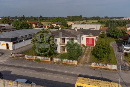 Foto Capannone industriale in Via Matteotti 6, Gruaro Sega Malcanton