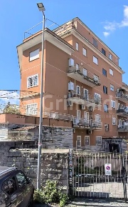 Foto Appartamento in Paolo V, Roma Boccea di 68 m² con 2 locali in vendita