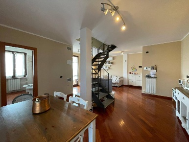 Foto Appartamento a San Martino in Strada di 95 m² con 3 locali in vendita