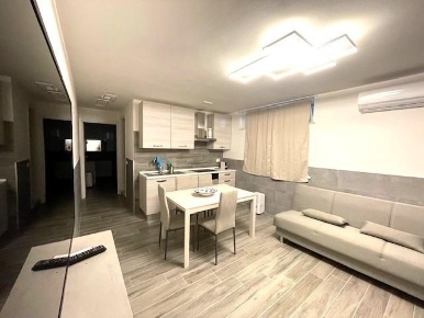 Foto Seminterrato a Massa Marina di Massa Centro di 44 m² con 2 locali