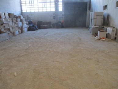 Foto Capannone industriale a Bientina di 250 m² con 5 locali in vendita