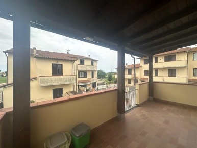 Foto Villa a schiera a Cascina Latignano di 86 m² con 4 locali in vendita