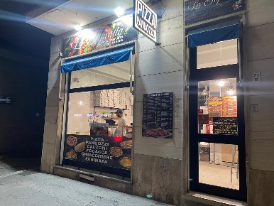 Foto Ristorante a Torino Barca di 50 m² con 4 locali in vendita