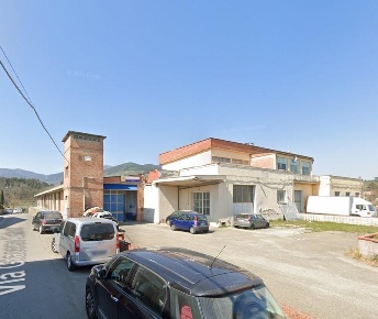 Foto Capannone industriale a Buti Cascine La Croce di 1650 m² con 2 locali