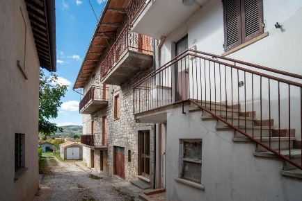 Foto Casa indipendente in Case Mocaiana, Gubbio di 70 m² con 4 locali
