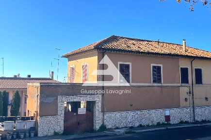 Foto Appartamento in via Appia Nuova 3, Castel Gandolfo Centro di 154 m²