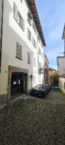 Foto Box in sommellier, Pinerolo Centro Storico di 14 m² in affitto