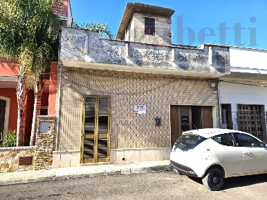 Foto Casa indipendente in Liguria, Copertino di 130 m² con 7 locali