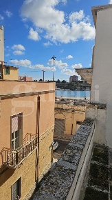 Foto Casa indipendente in Vico De Giovio 1-2, Brindisi Centro Storico