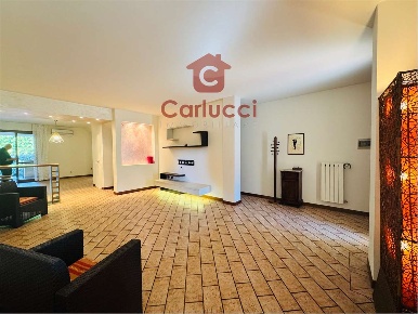 Foto Appartamento a Montecatini-Terme di 184 m² con 10 locali in vendita