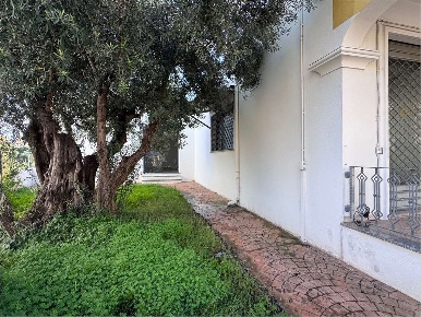 Foto Negozio a Siniscola di 200 m² con 3 locali in vendita