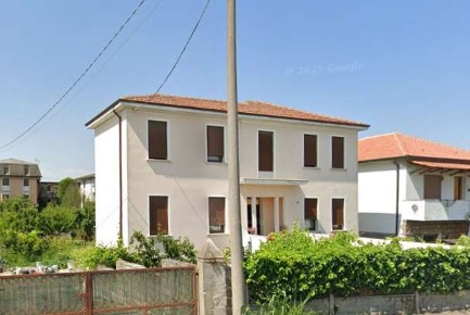 Foto Appartamento in Via Trieste, Ceregnano Centro di 78 m² con 3 locali