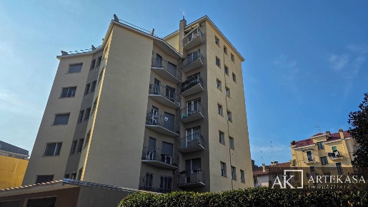 Foto Appartamento in Via Monte Grappa, Novara Porta Mortara di 90 m²