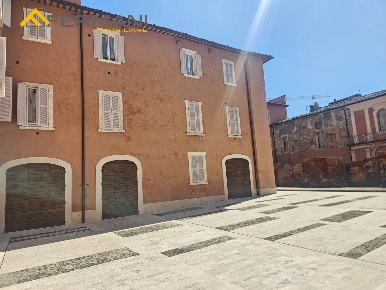 Foto Appartamento a Ascoli Piceno di 90 m² con 4 locali in vendita