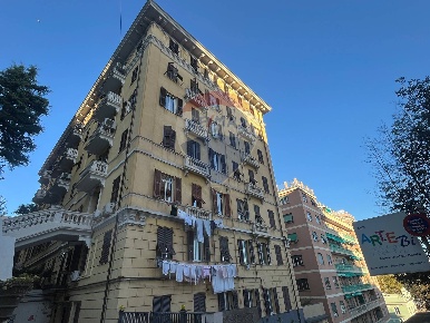 Foto Appartamento in Corso Monte Grappa, Genova Manin di 53 m² con 3 locali