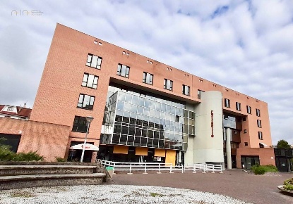 Foto Ufficio in Piazza Pericle Fazzini, San Benedetto del Tronto di 240 m²