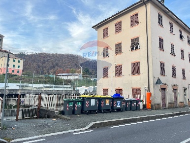 Foto Appartamento in via guglielmo marconi, Masone Centro di 93 m²