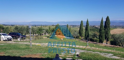 Foto Case semi ndipendenti a Cerreto Guidi di 85 m² con 3 locali in affitto