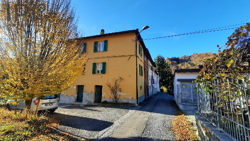 Foto Case semi ndipendenti in borgata isolagrande, Murialdo di 136 m²