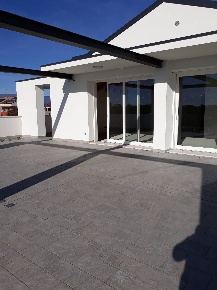 Foto Attico in via distrettuale, Santa Lucia di Piave Centro di 175 m²