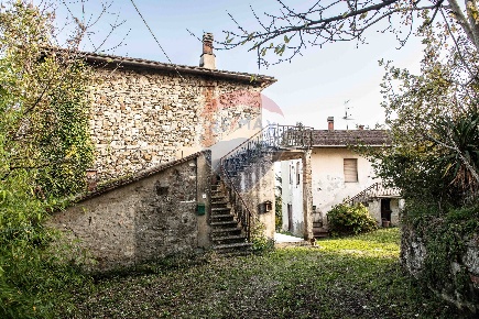Foto Villa singola in VIA DELLE MONACHE, Bibbiena Centro di 488 m²