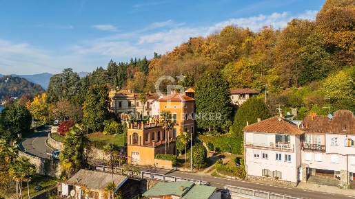 Foto Villa singola in Via Novara, Orta San Giulio Centro di 836 m²