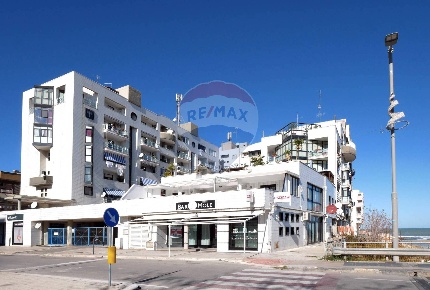 Foto Appartamento in Via Van westerhouth, Bari San Girolamo di 115 m²