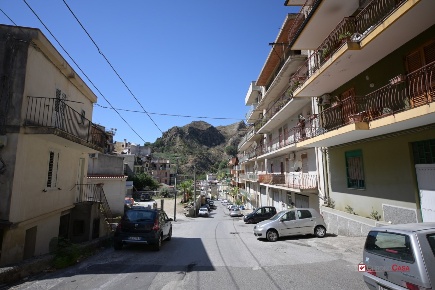 Foto Appartamento in VIA VALLONE MILI SAN PIETRO, Messina Mili di 100 m²