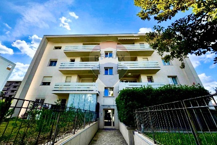 Foto Appartamento in Via Litta Modignani, Milano Comasina di 60 m²