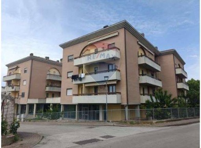 Foto Appartamento in Via Del Risorgimento, Magione Centro di 85 m²