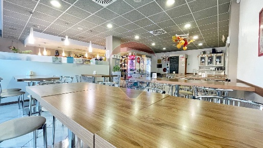 Foto Bar a Padova Stanga - Pio X di 120 m² in vendita