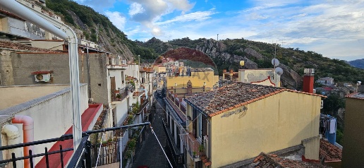 Foto Case semi ndipendenti in Corso Umberto, Motta Camastra di 70 m²