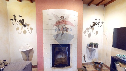 Foto Villa singola in via della ripa, Gubbio di 260 m² con 4 locali