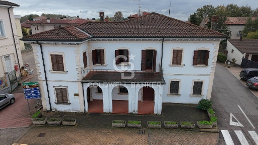 Foto Villa singola in Piazza Renato Bolognese, Trevenzuolo Centro di 480 m²