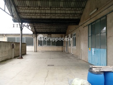 Foto Capannone industriale in Via Francesco Somma, Cuggiono Centro