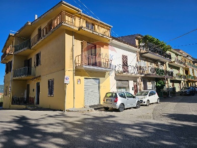 Foto Appartamento in Via Serrone, Centola Centro di 95 m² con 3 locali
